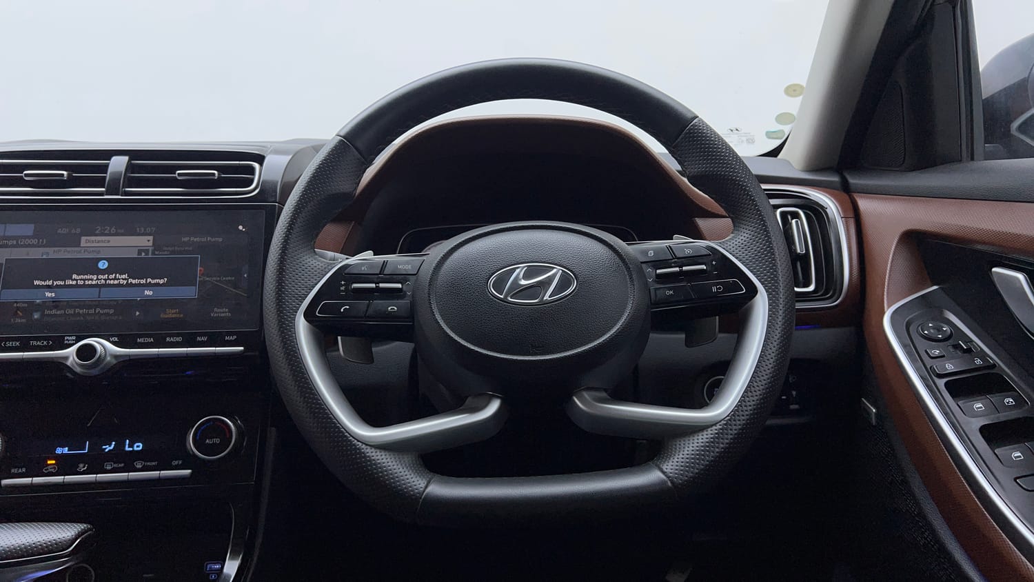 Used 2022 Hyundai Alcazar Signature (O) 7 Seater 1.5 Diesel AT Diesel Automatic interior STEERING VIEW