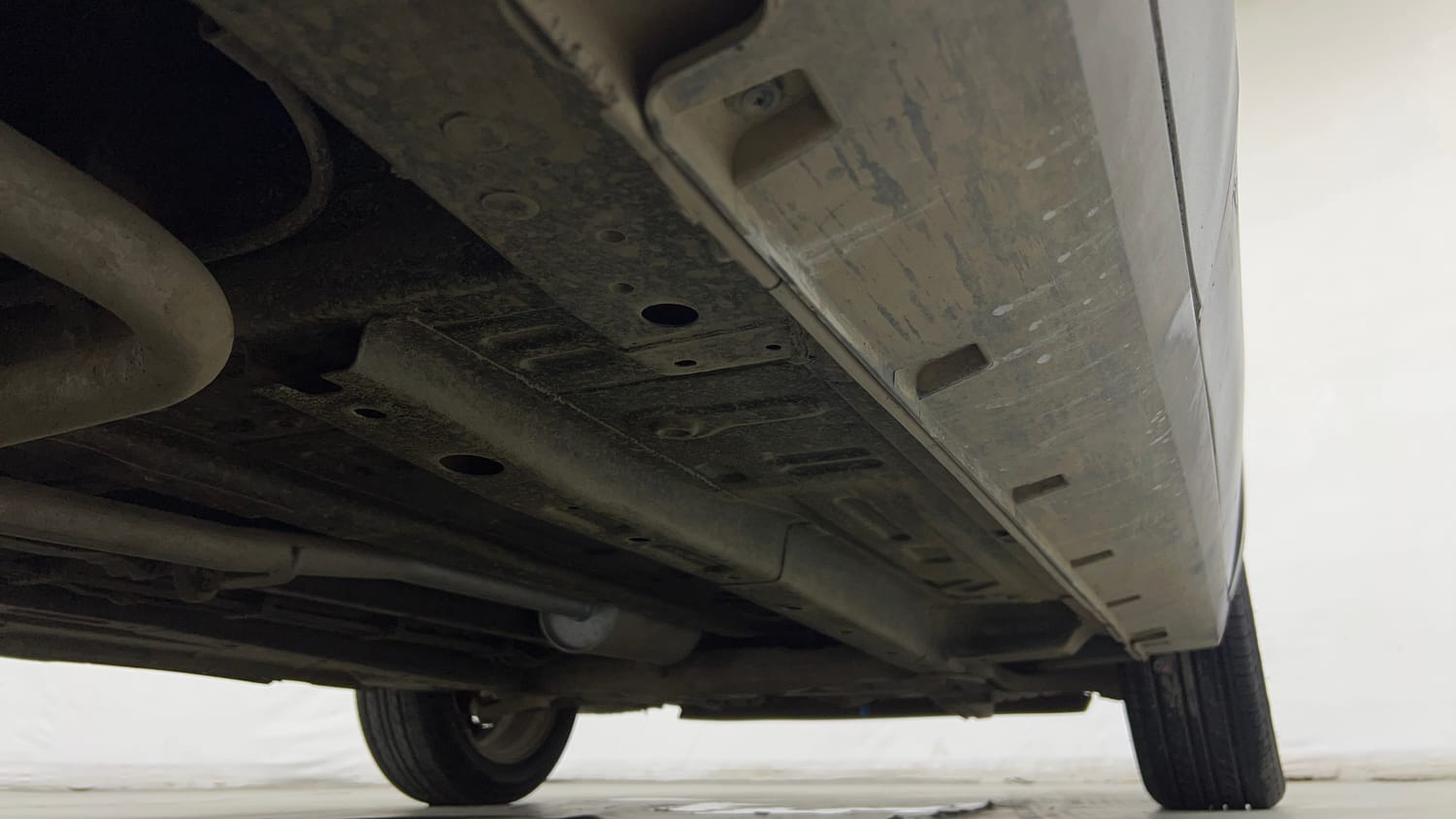 Used 2022 Tata Punch Kaziranga Creative AMT Petrol Automatic extra REAR RIGHT UNDERBODY VIEW