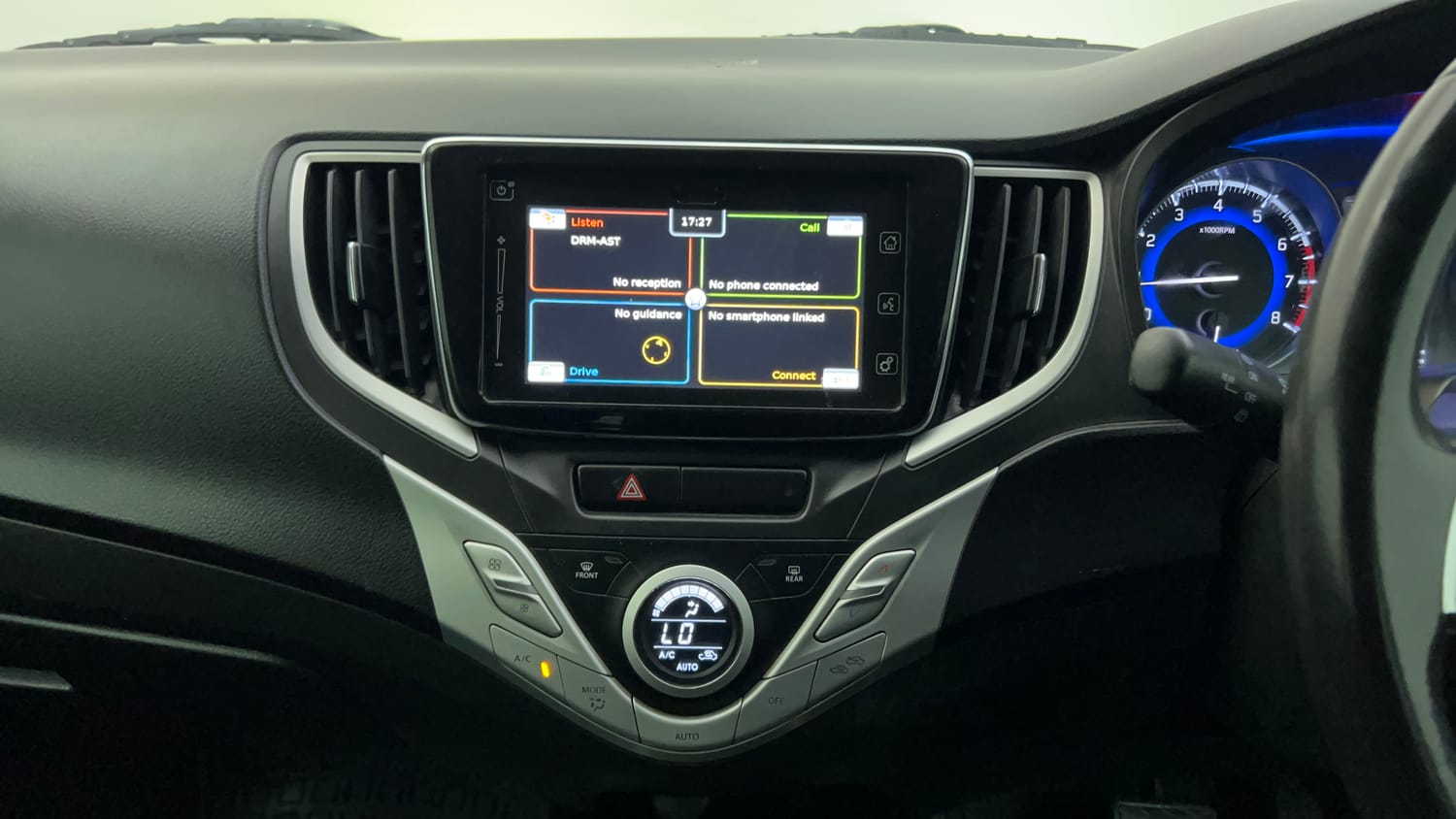 Used 2018 Maruti Suzuki Baleno Alpha 1.2 AT Petrol Automatic interior MUSIC SYSTEM & AC CONTROL VIEW