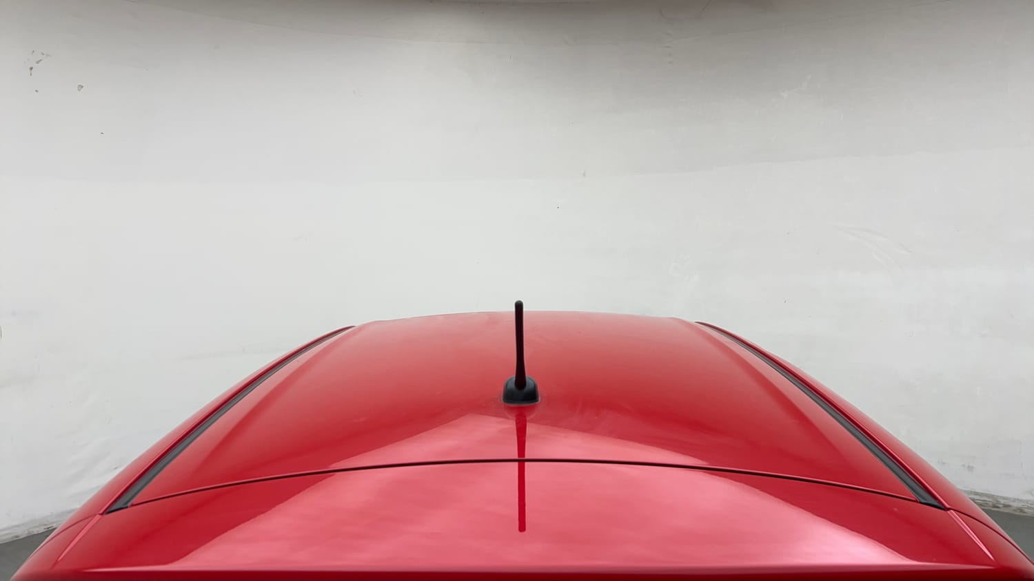 Used 2023 Maruti Suzuki Swift LXi Petrol Manual exterior EXTERIOR ROOF VIEW
