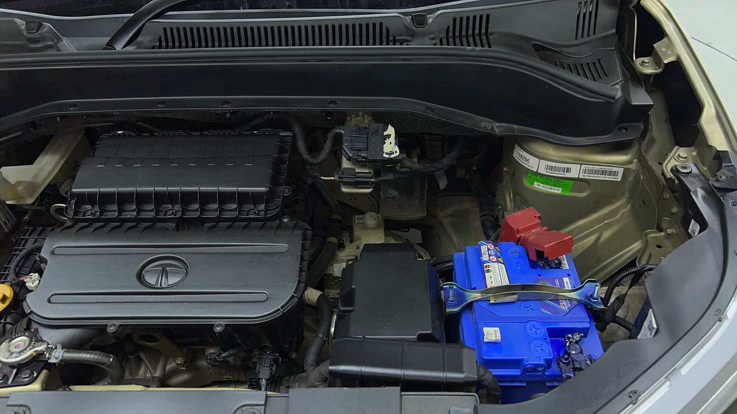 Used 2022 Tata Punch Kaziranga Creative AMT Petrol Automatic engine ENGINE LEFT SIDE VIEW