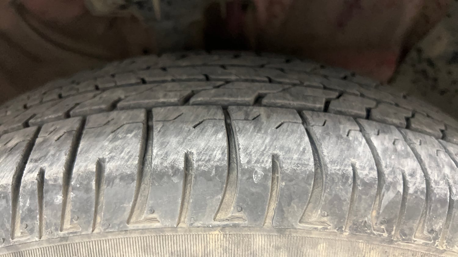 Used 2018 Hyundai Creta S 1.6 AT CRDi Diesel Automatic tyres RIGHT FRONT TYRE TREAD VIEW