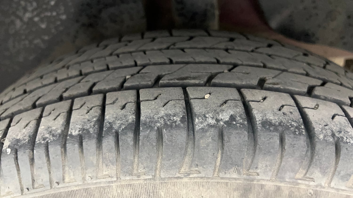 Used 2018 Hyundai Creta S 1.6 AT CRDi Diesel Automatic tyres LEFT REAR TYRE TREAD VIEW