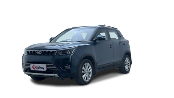 Used 2021 Mahindra XUV 300 1.5 W8 AMT Diesel Automatic Image