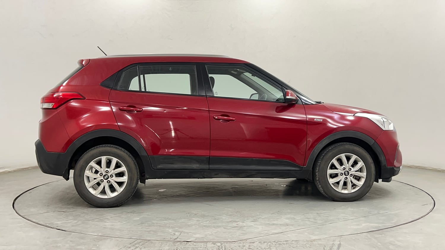 Used 2018 Hyundai Creta S 1.6 AT CRDi Diesel Automatic exterior RIGHT SIDE VIEW