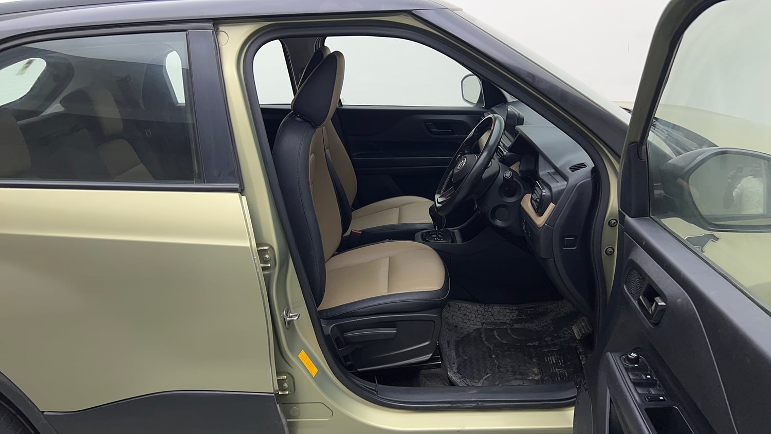 Used 2022 Tata Punch Kaziranga Creative AMT Petrol Automatic interior RIGHT SIDE FRONT DOOR CABIN VIEW