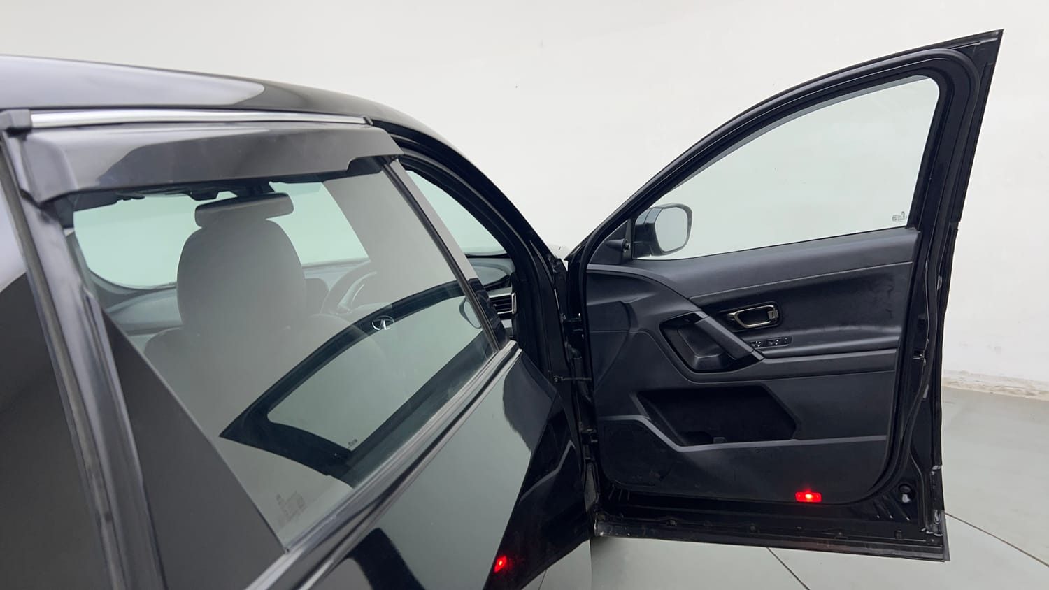 2022 Tata Harrier XZA Plus Dark Edition-19