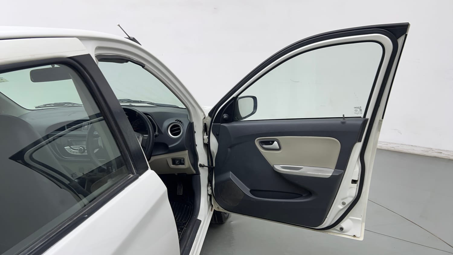 Used 2019 Maruti Suzuki Alto K10 VXI CNG (Outside Fitted) Cng Manual interior RIGHT FRONT DOOR OPEN VIEW
