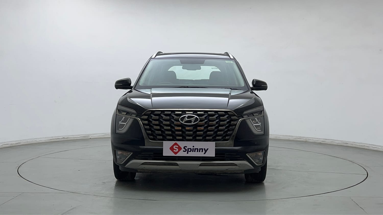 Used 2022 Hyundai Alcazar Signature (O) 7 Seater 1.5 Diesel AT Diesel Automatic exterior FRONT VIEW