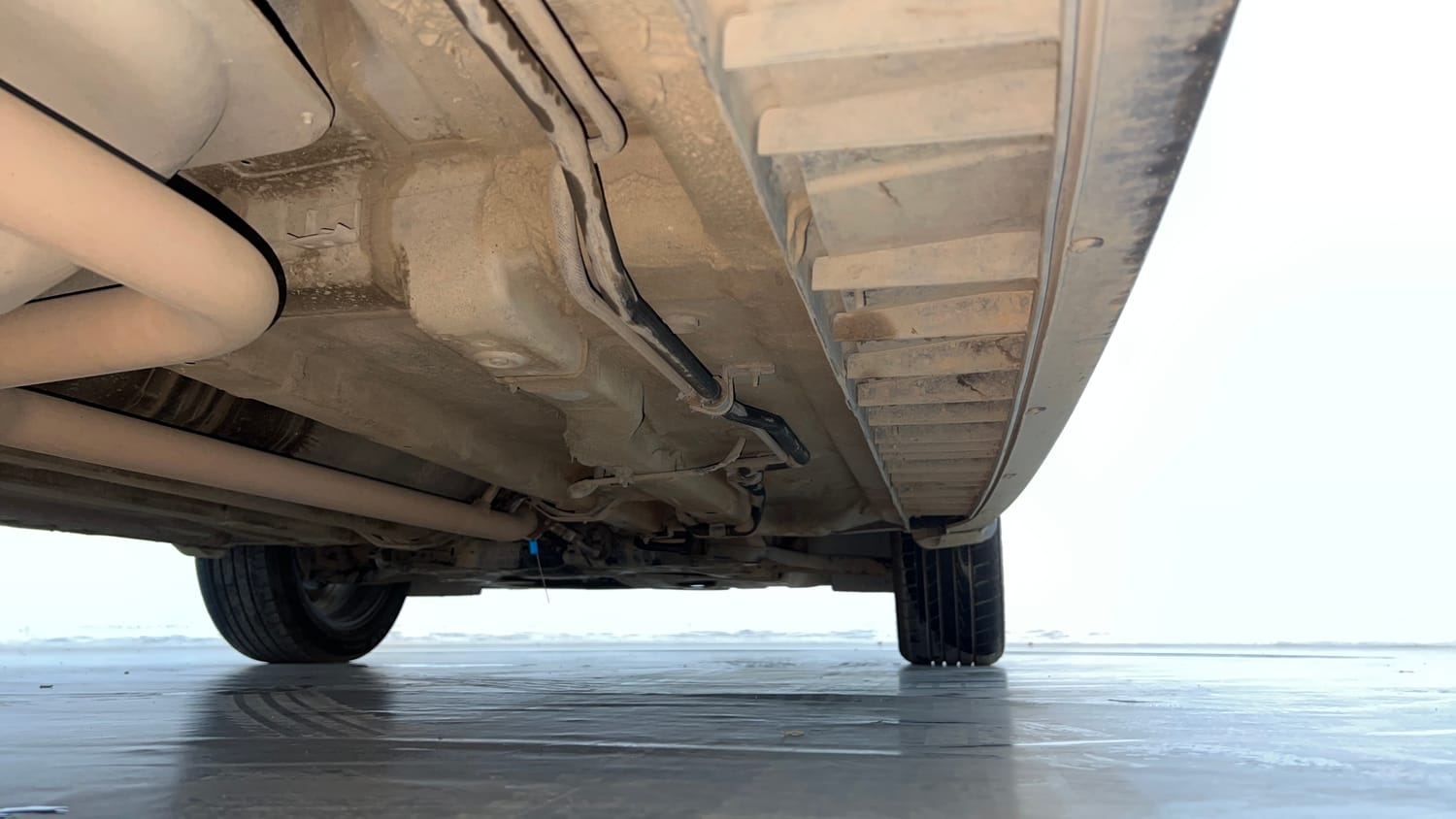 Used 2022 Hyundai Alcazar Signature (O) 7 Seater 1.5 Diesel AT Diesel Automatic extra REAR RIGHT UNDERBODY VIEW