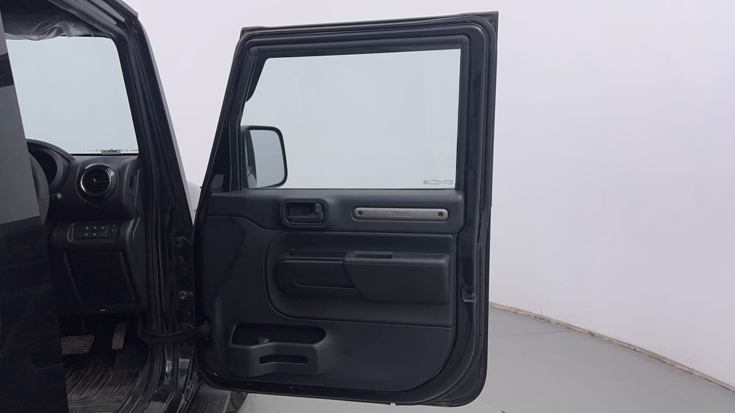 Used 2022 mahindra Thar LX Hard Top Petrol AT 4WD Petrol Automatic interior RIGHT FRONT DOOR OPEN VIEW