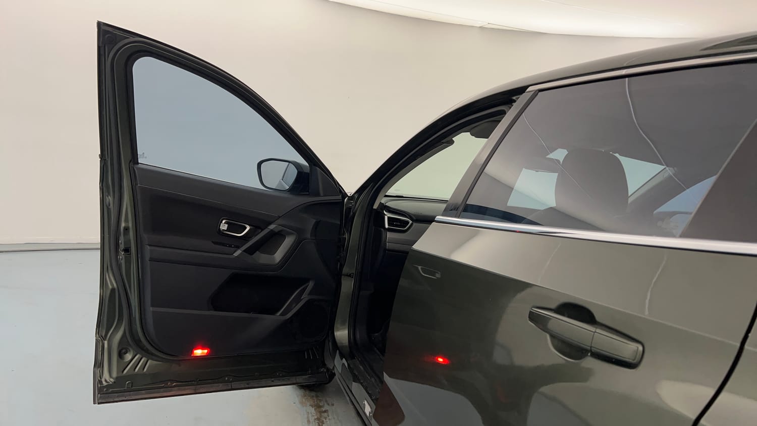 Used 2021 Tata Harrier XT Plus Camo Diesel Manual interior LEFT FRONT DOOR OPEN VIEW