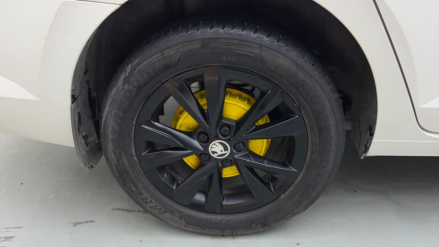 2022 Skoda Slavia Style 1.0L TSI AT-33