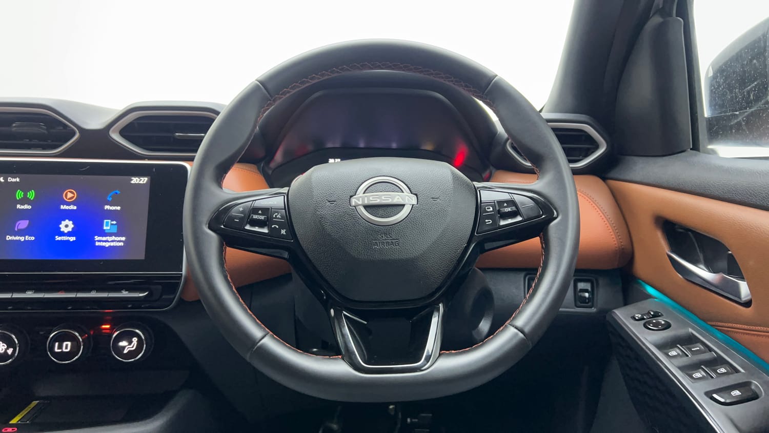 Used 2024 Nissan Magnite Tekna Plus B4D 1.0 Petrol AMT Dual Tone Petrol Automatic interior STEERING VIEW