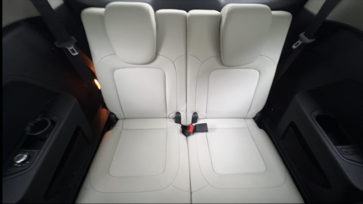 2021 Tata Safari XZA-24