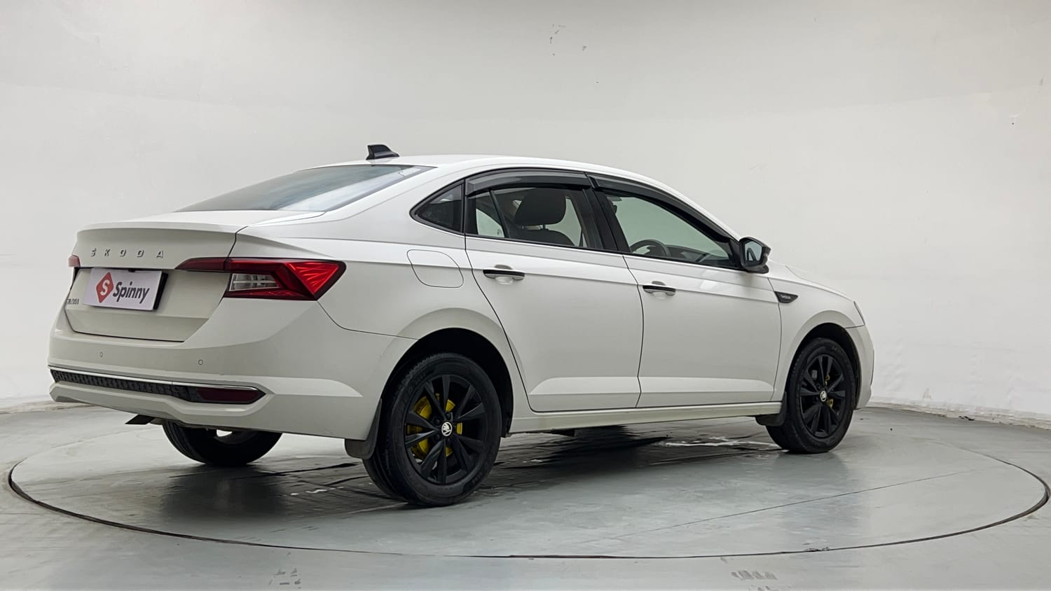 2022 Skoda Slavia Style 1.0L TSI AT-4