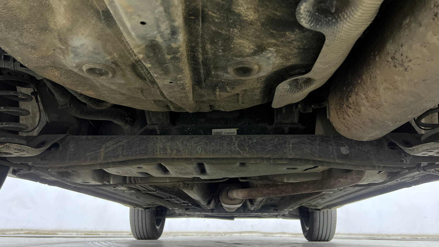 Used 2022 Kia Sonet GTX Plus 1.0 iMT Petrol Manual extra REAR UNDERBODY VIEW (TAKEN FROM REAR)