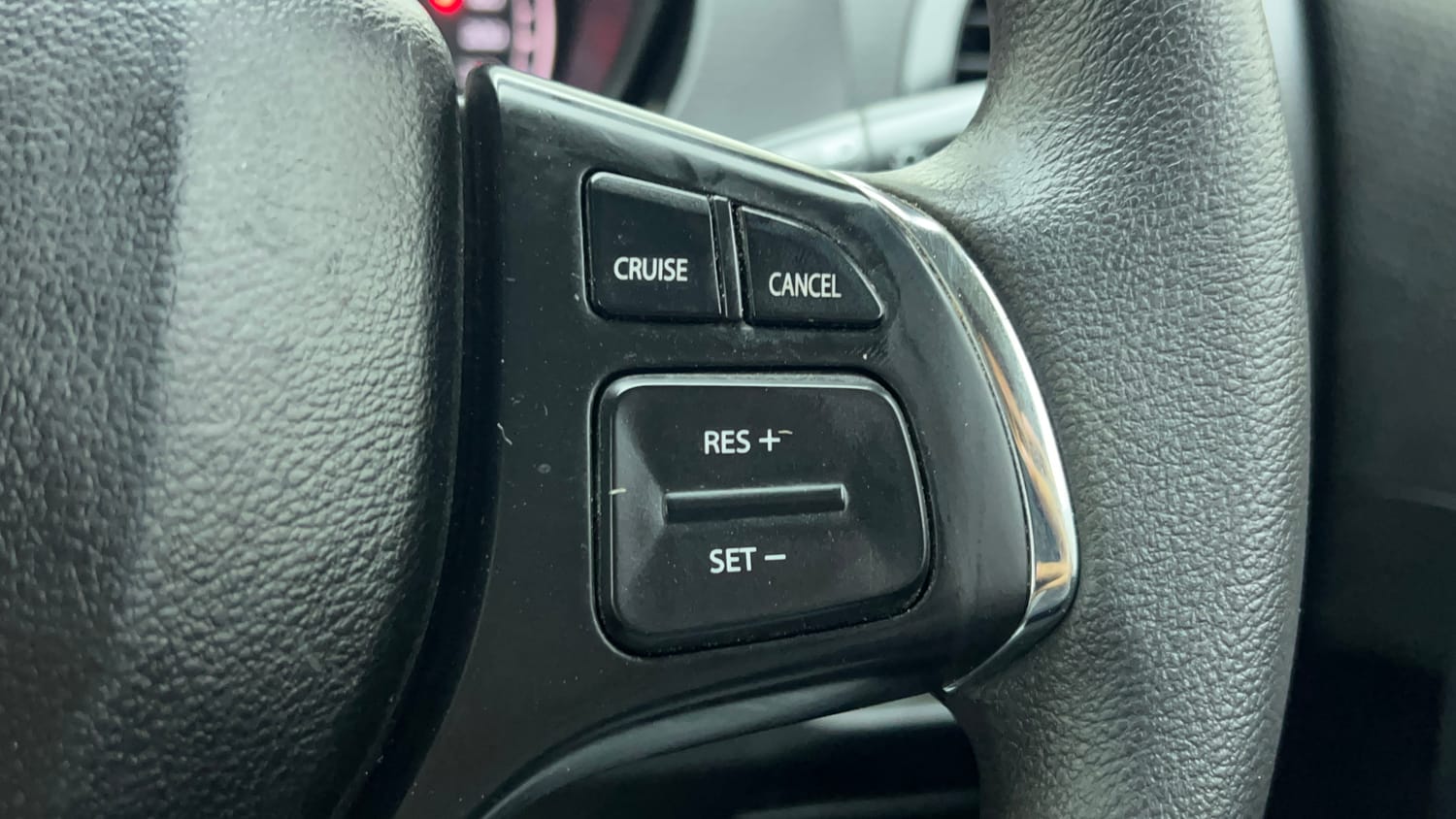 Used 2020 Maruti Suzuki Vitara Brezza ZXi AT SHVS Petrol Automatic top_features Cruise control