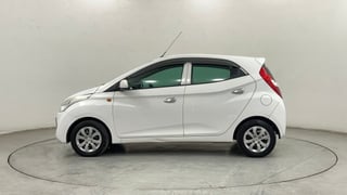 Used 2017 Hyundai Eon Sportz Petrol Manual exterior LEFT SIDE VIEW