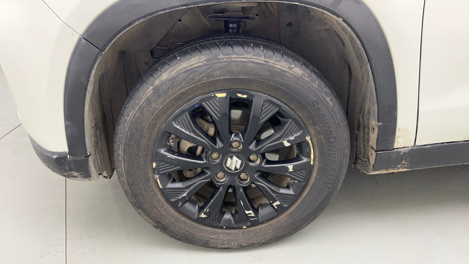 Used 2020 Maruti Suzuki Vitara Brezza ZXi AT SHVS Petrol Automatic tyres LEFT FRONT TYRE RIM VIEW
