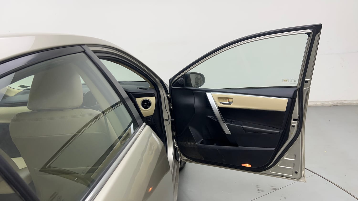 2017 Toyota Corolla Altis GL Petrol-19