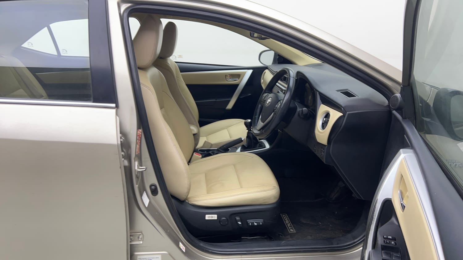 2017 Toyota Corolla Altis GL Petrol-17