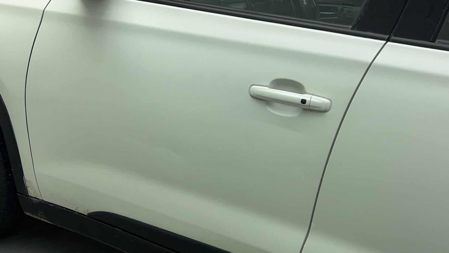 Used 2020 Maruti Suzuki Vitara Brezza ZXi AT SHVS Petrol Automatic dents MINOR SCRATCH