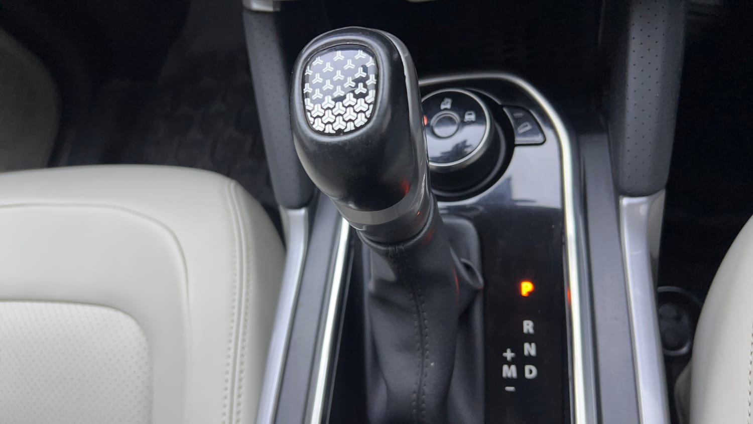 2021 Tata Safari XZA-16
