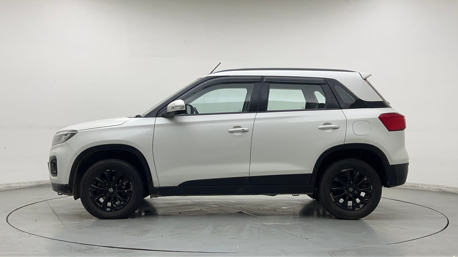 Used 2020 Maruti Suzuki Vitara Brezza ZXi AT SHVS Petrol Automatic exterior LEFT SIDE VIEW