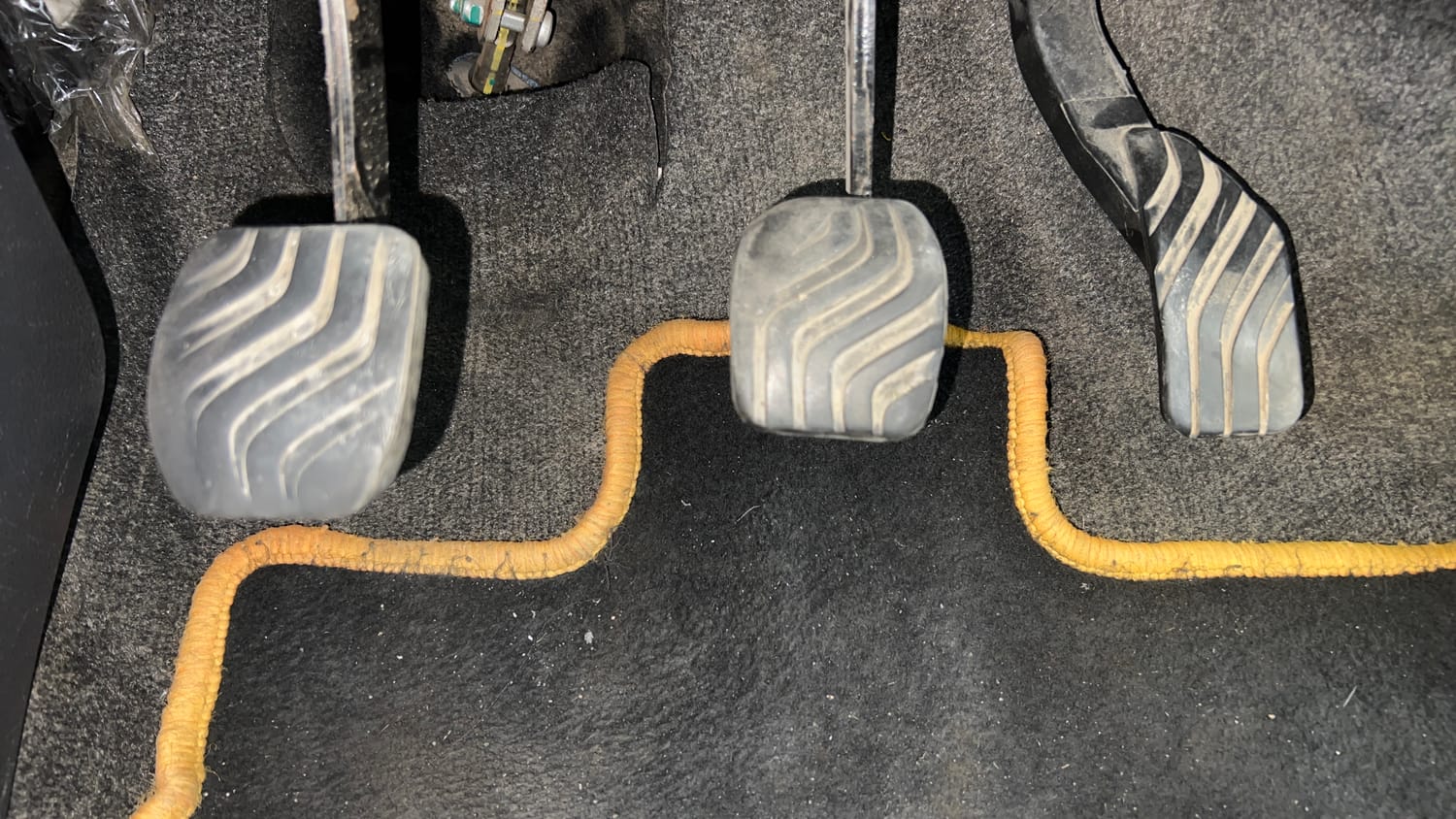 Used 2016 Renault Kwid RXT Petrol Manual interior PEDALS VIEW