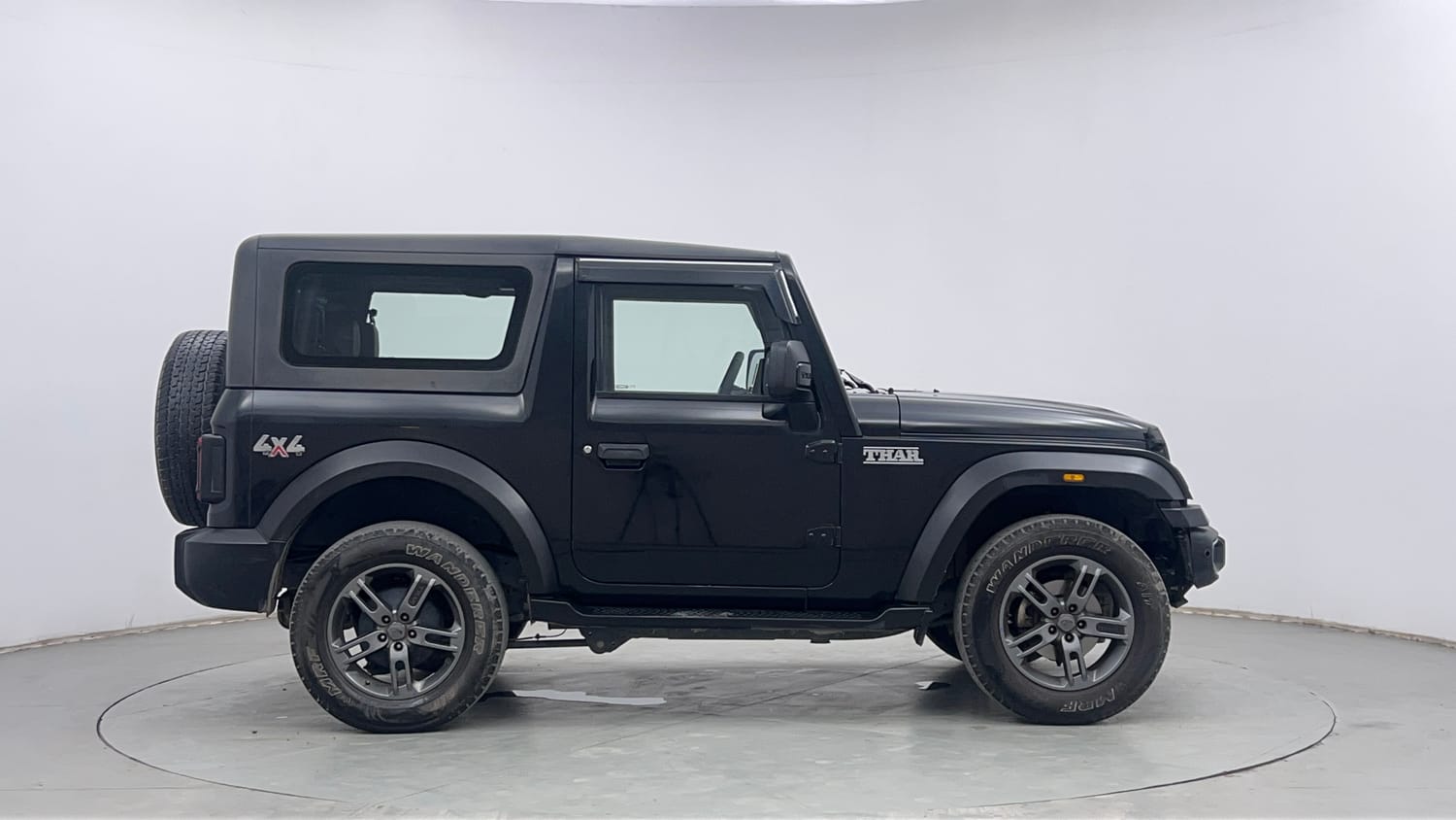 Used 2022 mahindra Thar LX Hard Top Petrol AT 4WD Petrol Automatic exterior RIGHT SIDE VIEW
