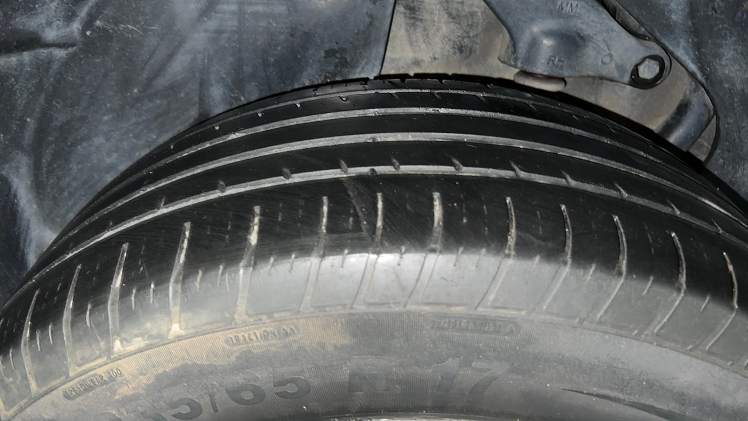 Used 2021 Tata Harrier XT Plus Camo Diesel Manual tyres RIGHT REAR TYRE TREAD VIEW
