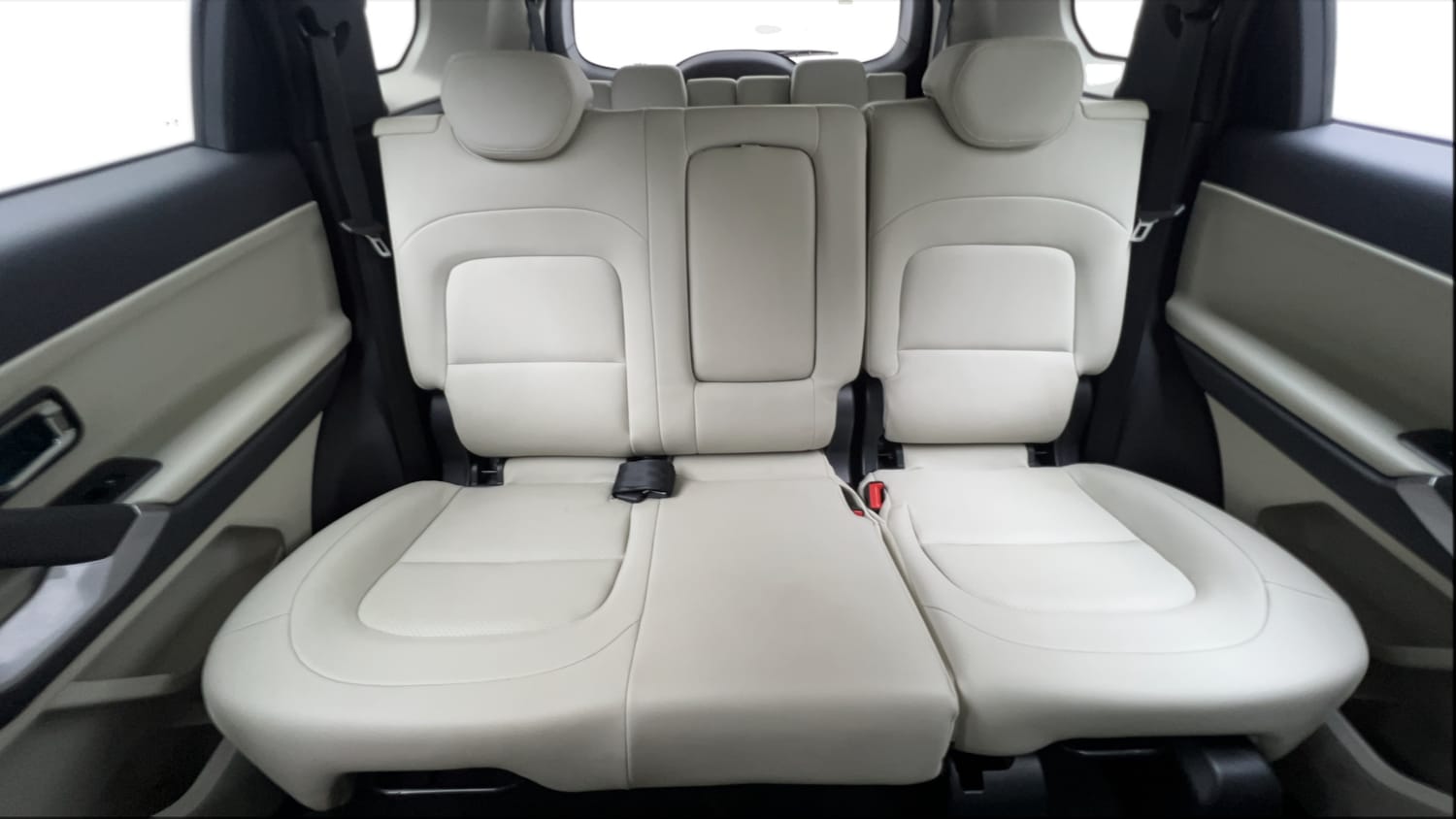 2021 Tata Safari XZA-23