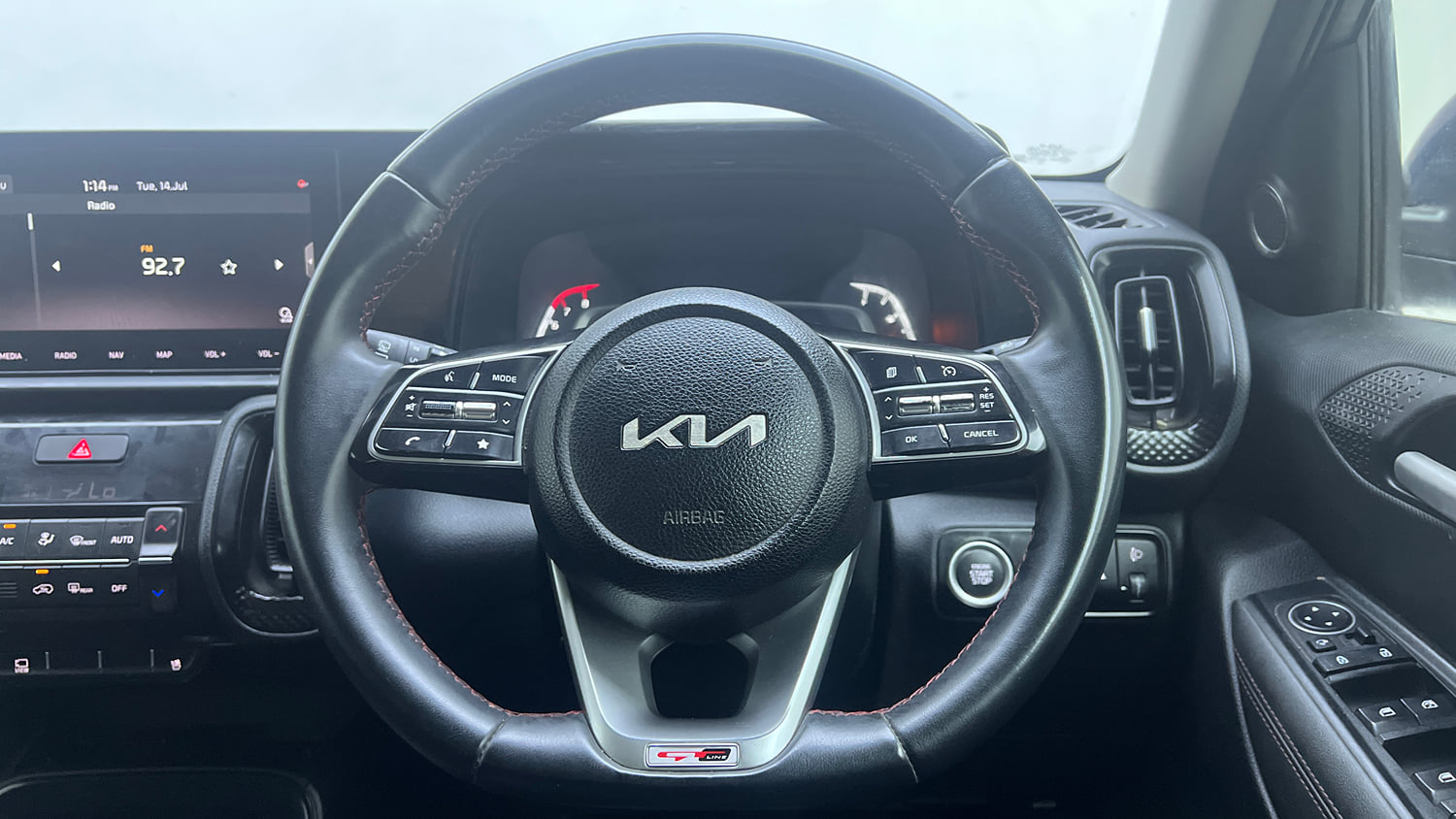 Used 2022 Kia Sonet GTX Plus 1.0 iMT Petrol Manual interior STEERING VIEW