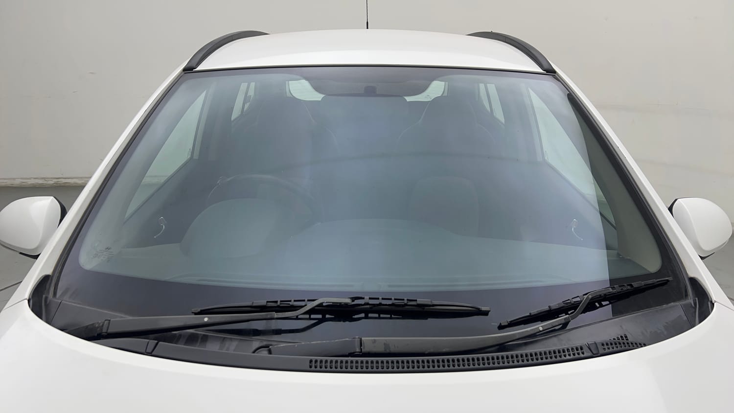 Used 2015 Hyundai Grand i10 Sportz 1.2 Kappa VTVT Petrol Manual exterior FRONT WINDSHIELD VIEW