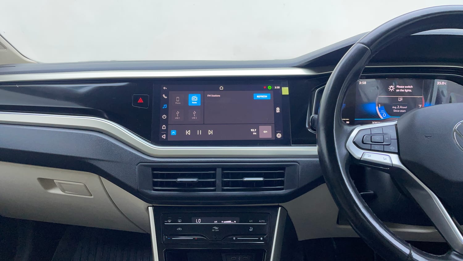 Used 2022 Volkswagen Virtus Topline 1.0 TSI MT Petrol Manual interior MUSIC SYSTEM & AC CONTROL VIEW