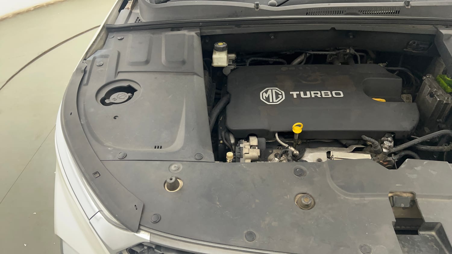 Used 2020 MG Motors Hector Sharp 2.0 Diesel Diesel Manual engine ENGINE RIGHT SIDE VIEW