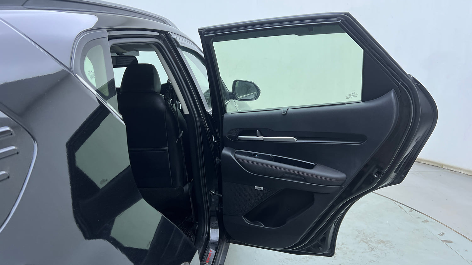 Used 2022 Kia Sonet GTX Plus 1.0 iMT Petrol Manual interior RIGHT REAR DOOR OPEN VIEW