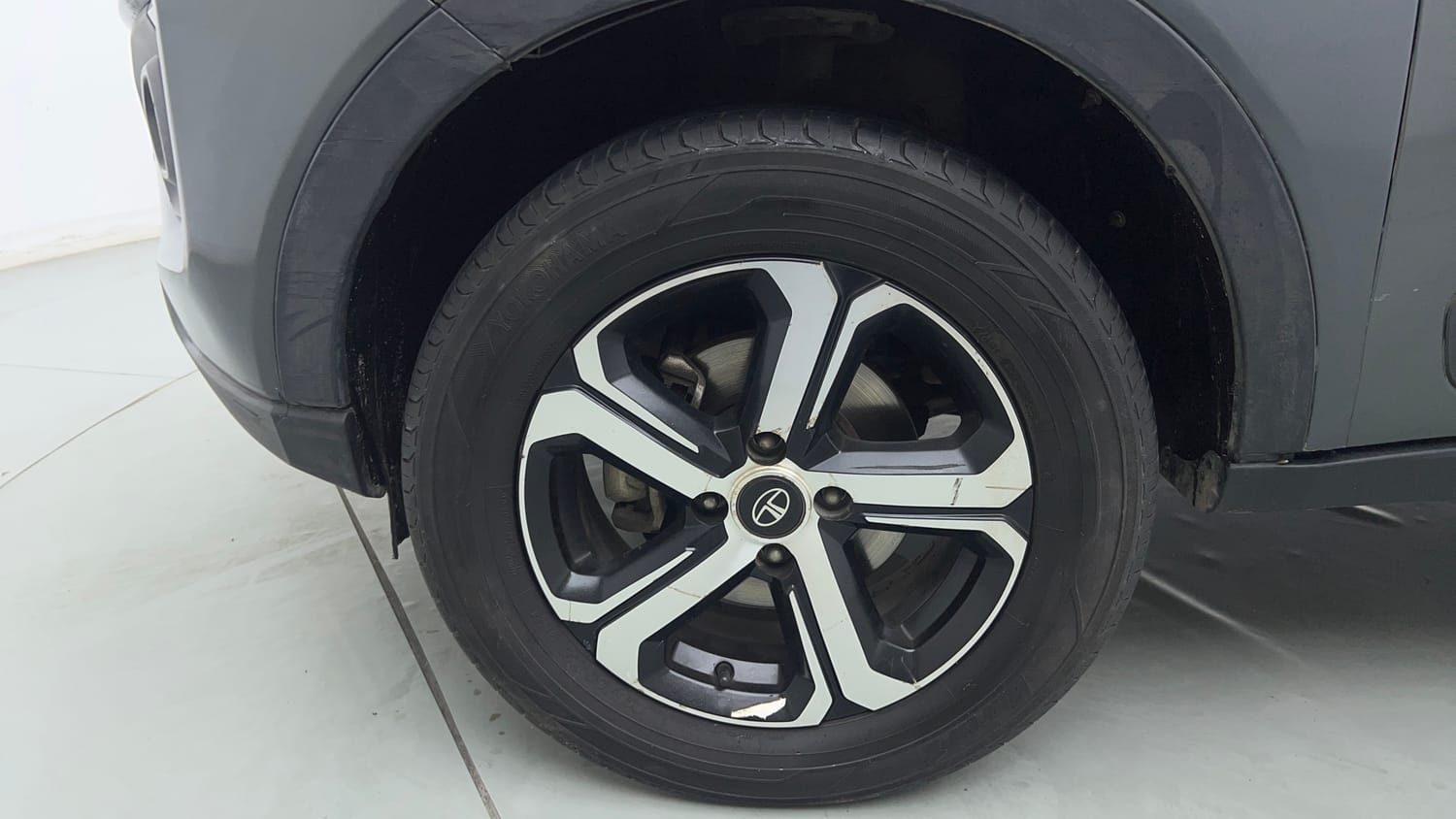 Used 2023 Tata Nexon XZ Plus Petrol Manual tyres LEFT FRONT TYRE RIM VIEW
