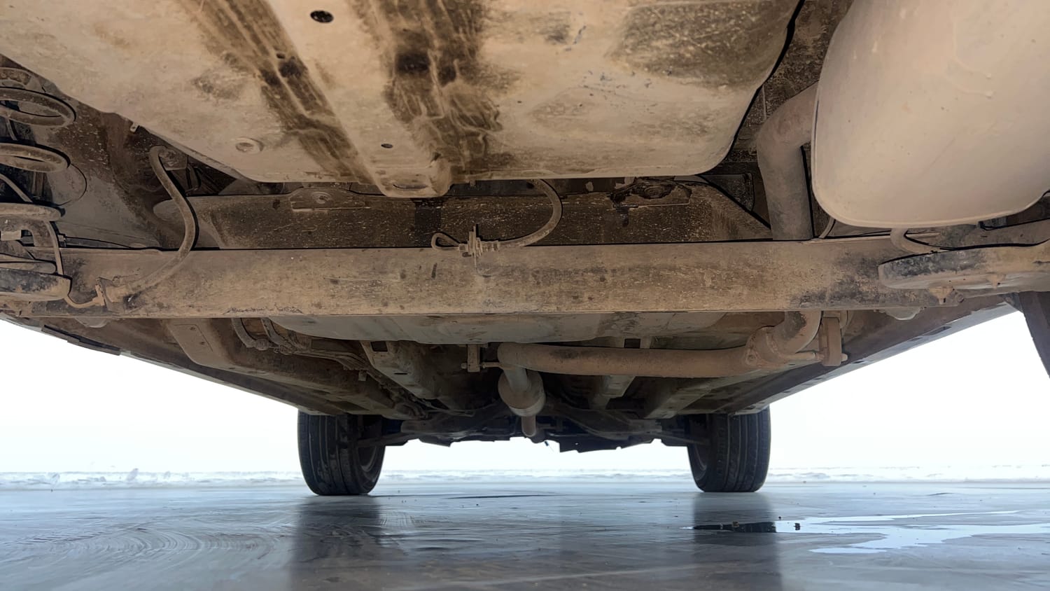 Used 2023 Tata Nexon XZ Plus Petrol Manual extra REAR UNDERBODY VIEW (TAKEN FROM REAR)
