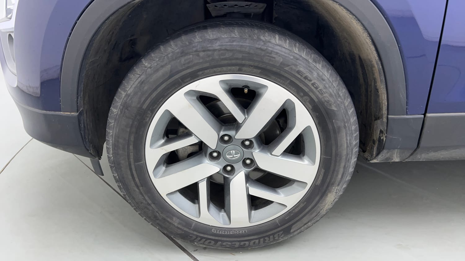 2021 Tata Safari XZA-35