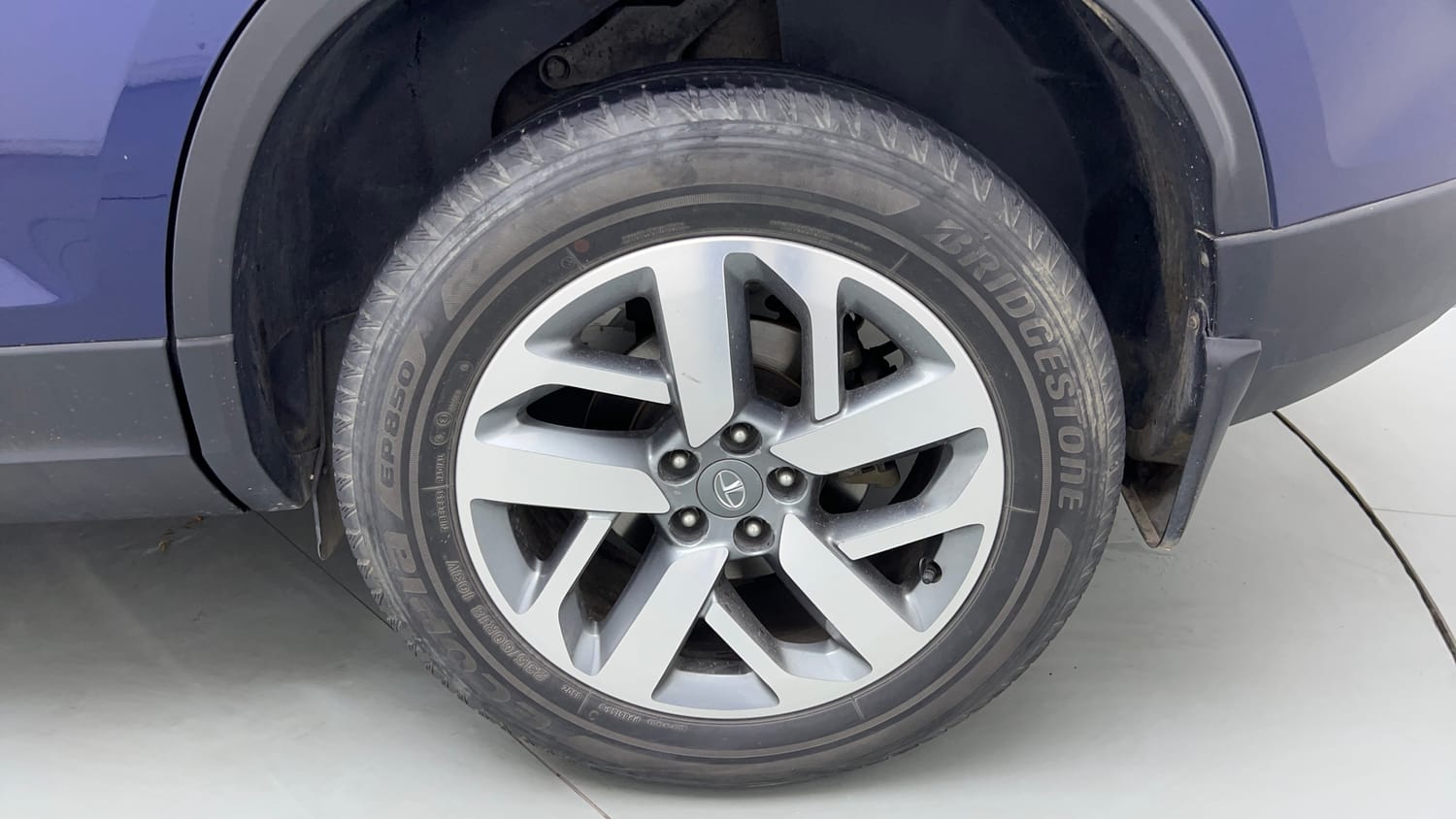 2021 Tata Safari XZA-36