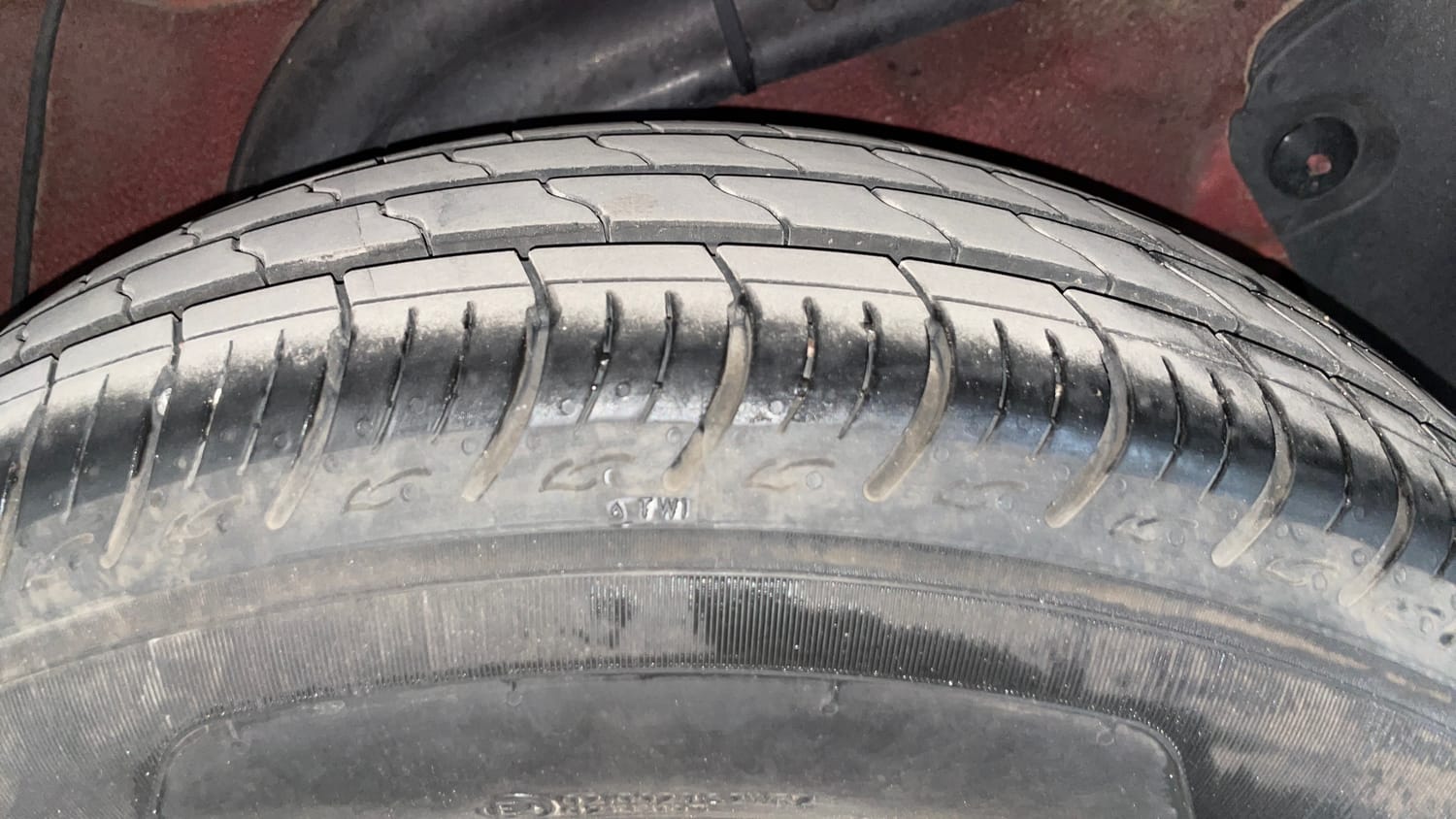 Used 2016 Hyundai Fluidic Verna 4S 1.6 VTVT S Petrol Manual tyres LEFT REAR TYRE TREAD VIEW