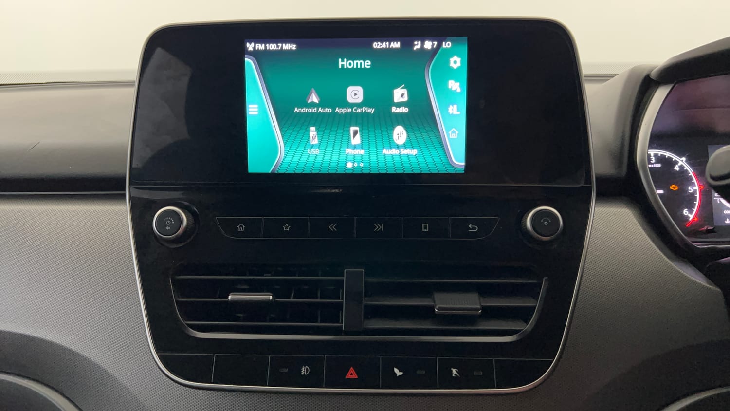 Used 2021 Tata Harrier XT Plus Camo Diesel Manual top_features Integrated (in-dash) music system