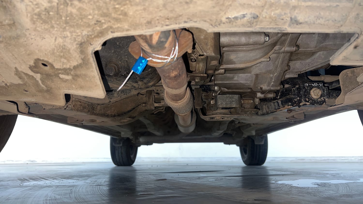 Used 2023 Tata Nexon XZ Plus Petrol Manual extra FRONT LEFT UNDERBODY VIEW