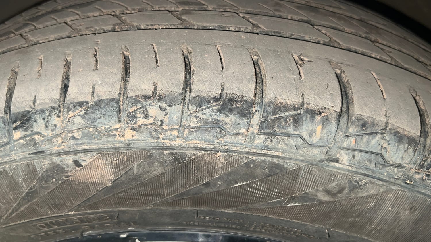 Used 2020 MG Motors Hector Sharp 2.0 Diesel Diesel Manual tyres LEFT FRONT TYRE TREAD VIEW
