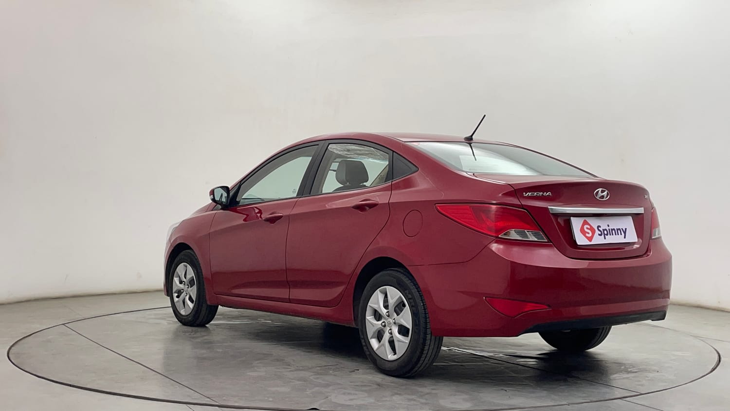 Used 2016 Hyundai Fluidic Verna 4S 1.6 VTVT S Petrol Manual exterior LEFT REAR CORNER VIEW