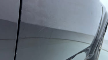 minor_scratch_0