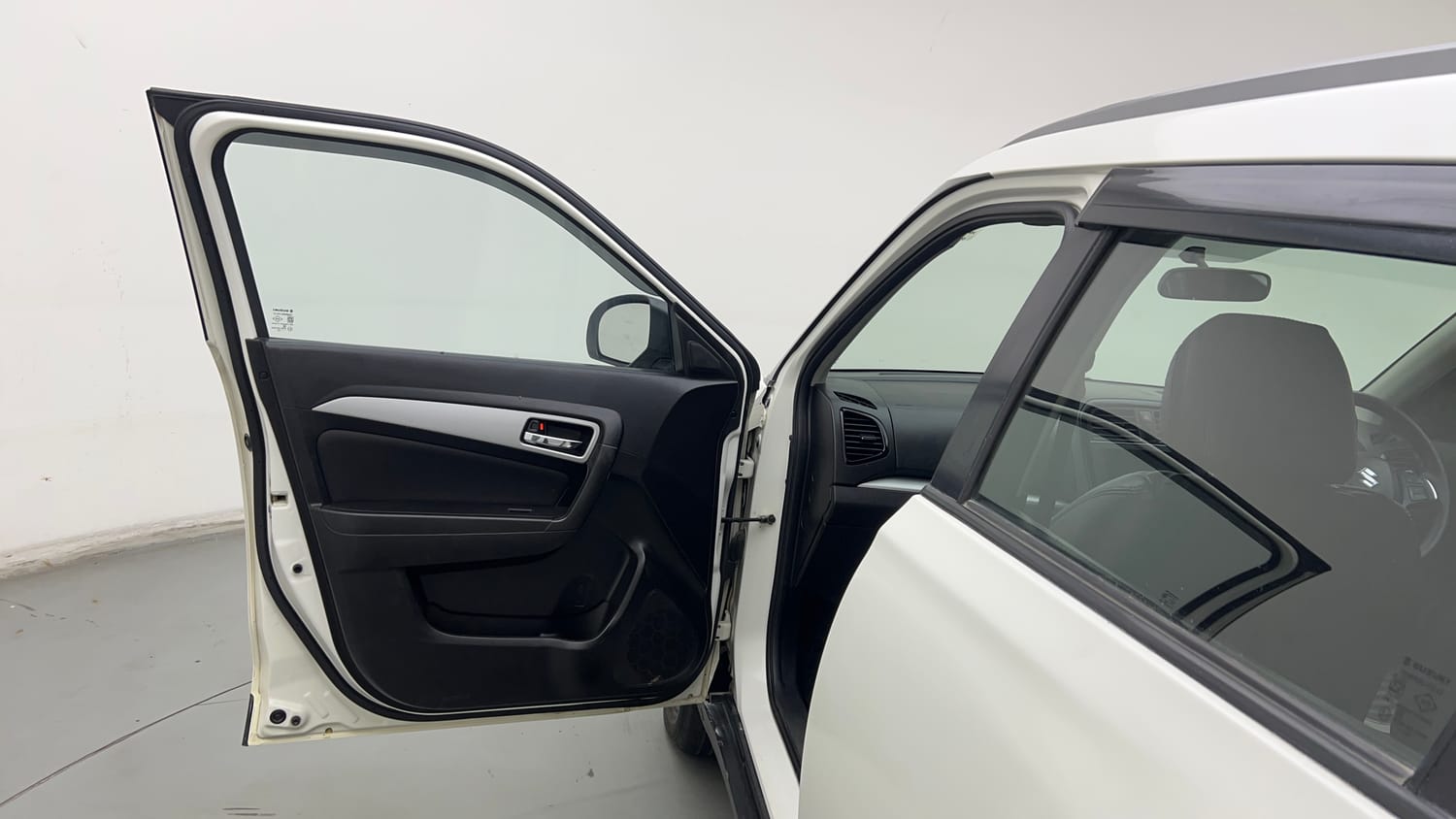 Used 2020 Maruti Suzuki Vitara Brezza ZXi AT SHVS Petrol Automatic interior LEFT FRONT DOOR OPEN VIEW