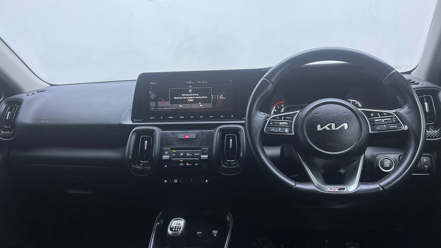 Used 2022 Kia Sonet GTX Plus 1.0 iMT Petrol Manual interior DASHBOARD VIEW
